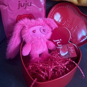 CJ Hendry Juju Valentine’s Day Edition